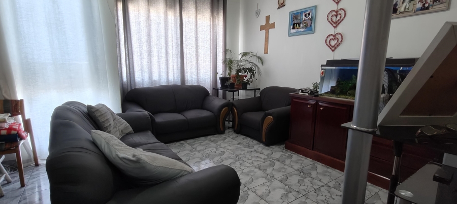 2 Bedroom Property for Sale in Sidwell Eastern Cape